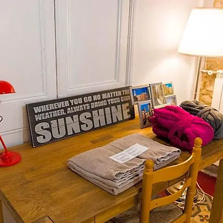 Placa Bell-lloc Bed & Breakfast Girona