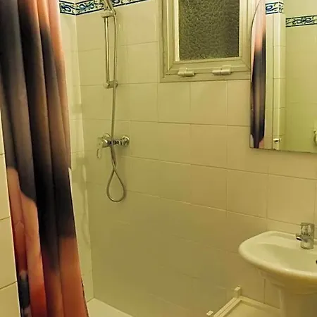 Placa Bell-lloc Bed & Breakfast Girona